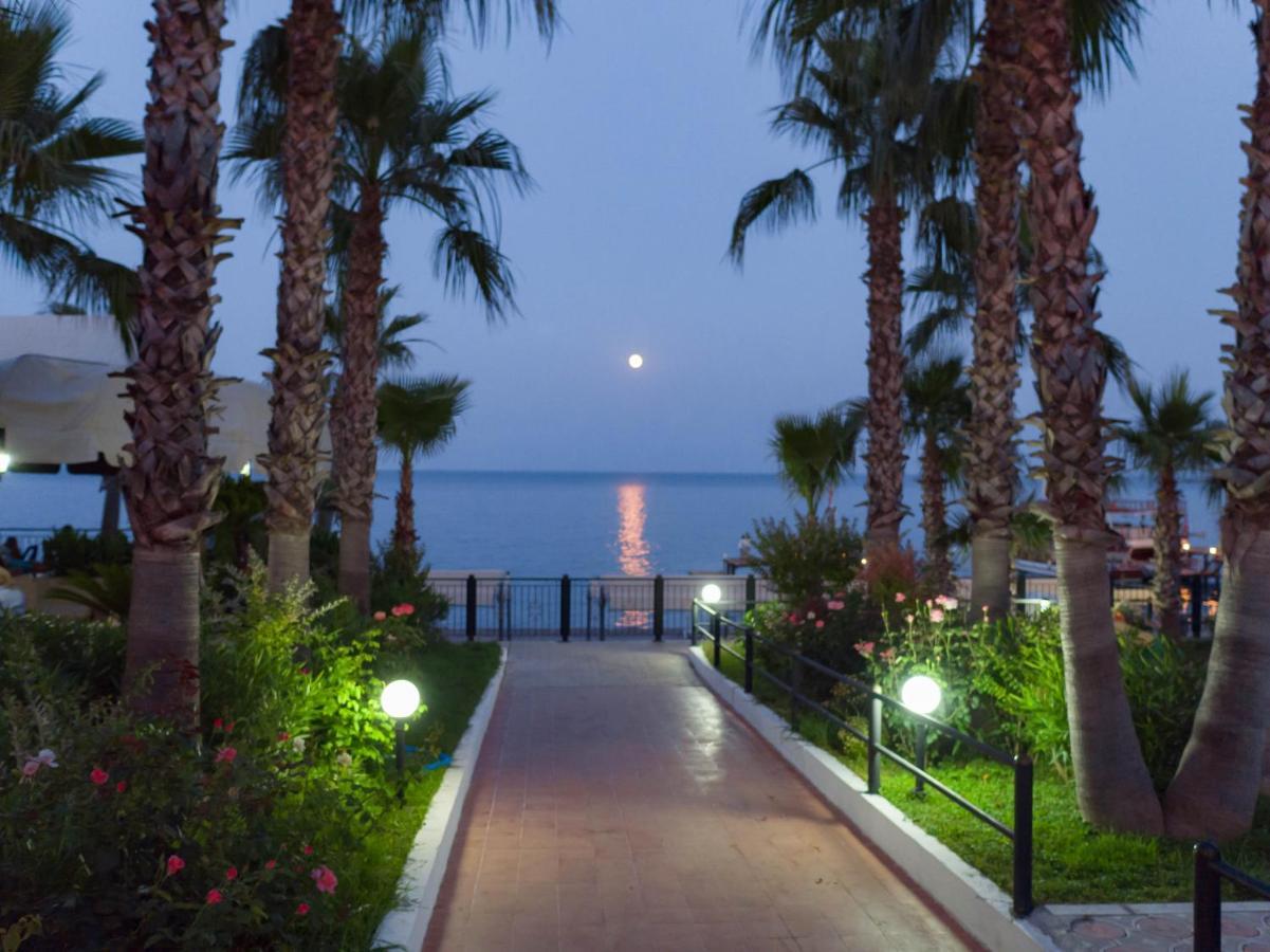 Club Akman Beach Camyuva Exterior photo